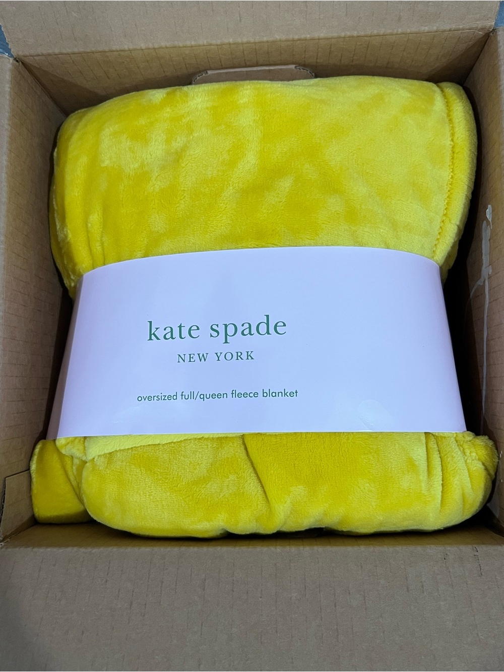 kate spade Oversized Fleece Blanket